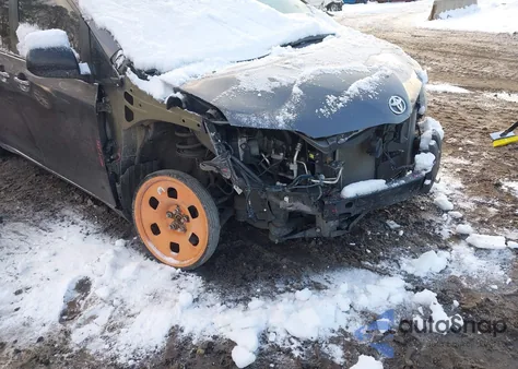 2017 Toyota Sienna Xle 8 Passenger from USA, damaged, VIN 5TDYZ3DC8HS791384